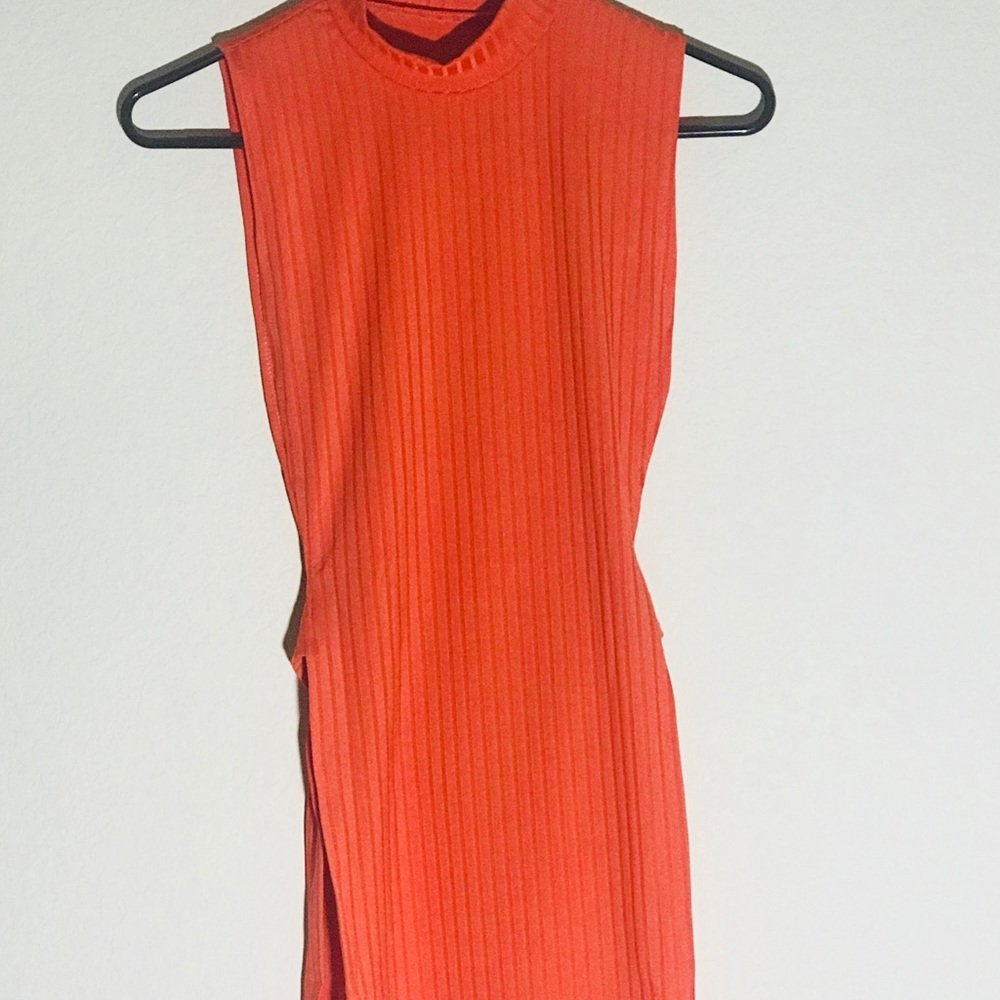 Open-sided super sexy top